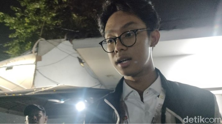Mengenal Sosok Alam, Anak Ganjar Pranowo yang dimaksud Berprestasi