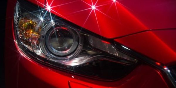 Biar Gak Ganggu Perspektif dalam area Jalan ketika Waktu petang Hari, Begini 5 Cara Bersihkan Lampu Mobil